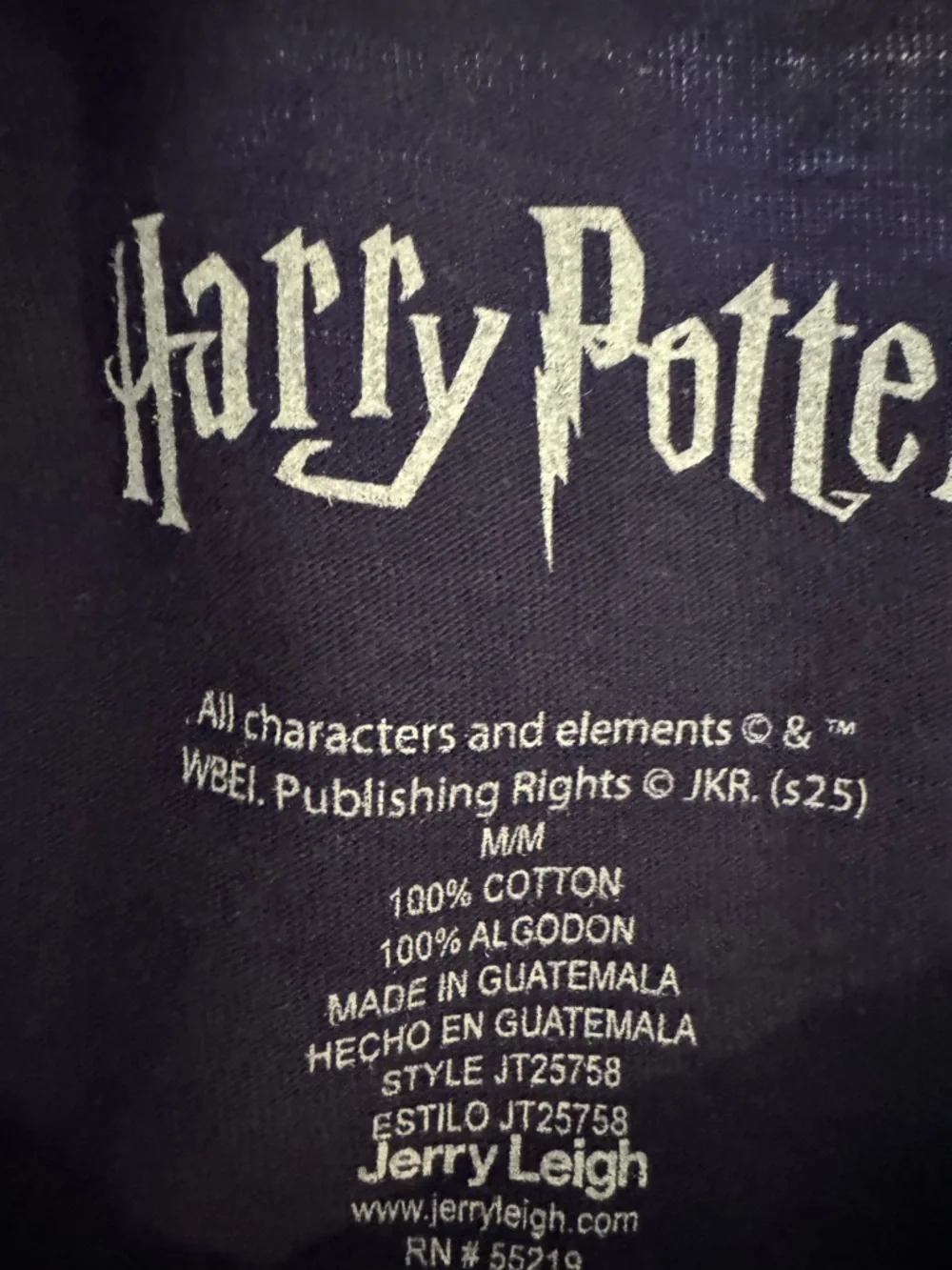 Harry Potter Magical Creatures Graphic Tee - Navy with Pink & Teal Artwork sz M - Picture 4 of 5